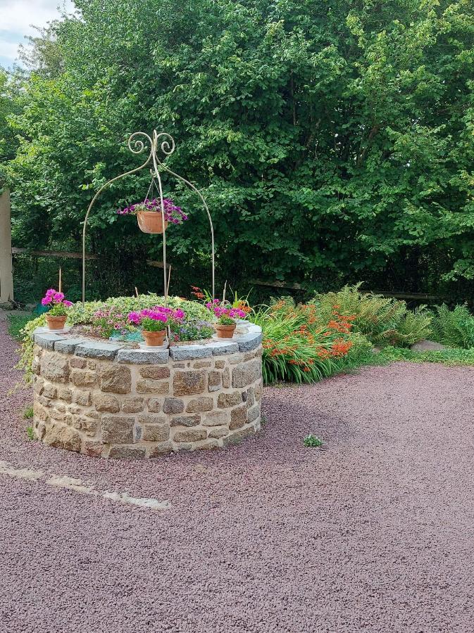 Bed and Breakfast Le Petit Bois Normand - Chambre D'Hote Champ-du-Boult Exterior foto